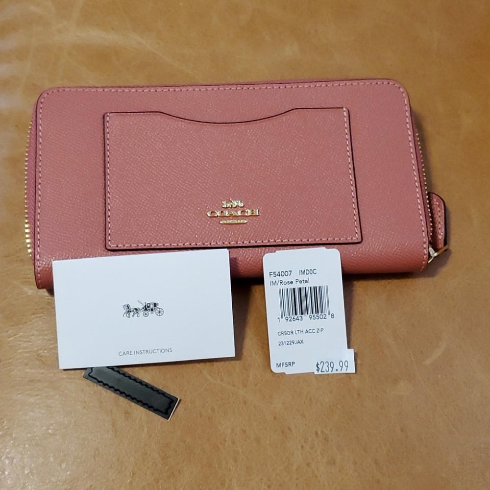 Coach Wallet NWT